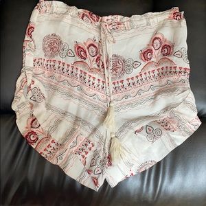 New & Adorable rayon color print high rise shorts